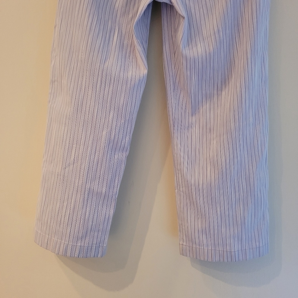 St. John Wide Leg Cropped Trousers White and Lilac Striped Pants Size 8 - Picture 9 of 12